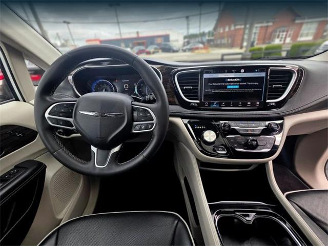 2023 Chrysler Pacifica (CC-2103104) for sale in Tacoma, Washington