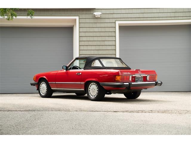 1989 Mercedes-Benz 560 (CC-2103132) for sale in Wayne, Pennsylvania