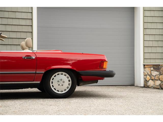 1989 Mercedes-Benz 560 (CC-2103132) for sale in Wayne, Pennsylvania