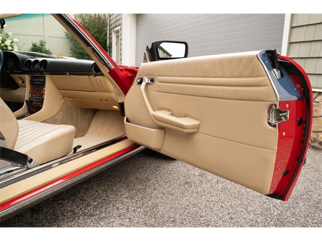 1989 Mercedes-Benz 560 (CC-2103132) for sale in Wayne, Pennsylvania