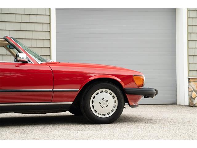 1989 Mercedes-Benz 560 (CC-2103132) for sale in Wayne, Pennsylvania