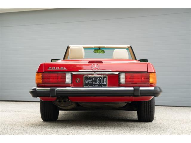 1989 Mercedes-Benz 560 (CC-2103132) for sale in Wayne, Pennsylvania
