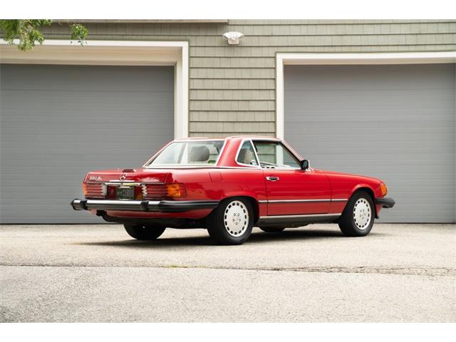 1989 Mercedes-Benz 560 (CC-2103132) for sale in Wayne, Pennsylvania