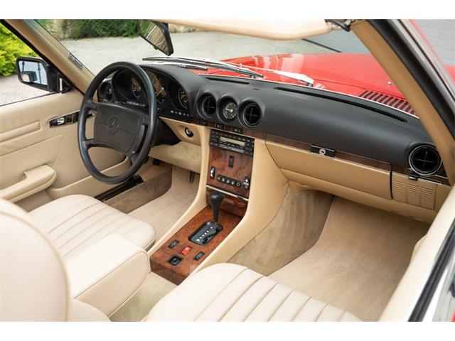 1989 Mercedes-Benz 560 (CC-2103132) for sale in Wayne, Pennsylvania
