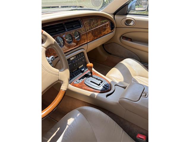 1997 Jaguar XK8 (CC-2103172) for sale in Sugar Land, Texas