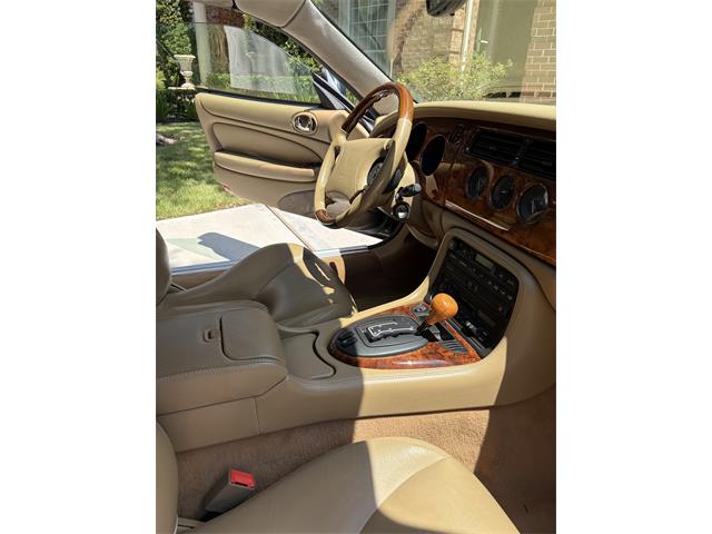 1997 Jaguar XK8 (CC-2103172) for sale in Sugar Land, Texas