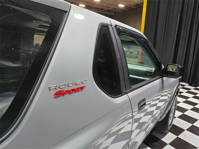 2002 Isuzu Rodeo (CC-2103207) for sale in Addison, Illinois