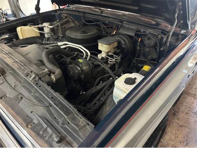 1985 Chevrolet Suburban (CC-2103273) for sale in Cadillac, Michigan