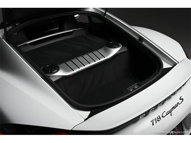 2018 Porsche 718 Cayman (CC-2103278) for sale in Farmingdale, New York