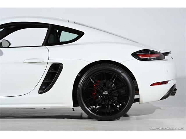 2018 Porsche 718 Cayman (CC-2103278) for sale in Farmingdale, New York