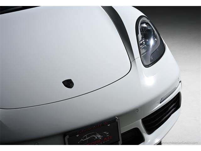2018 Porsche 718 Cayman (CC-2103278) for sale in Farmingdale, New York