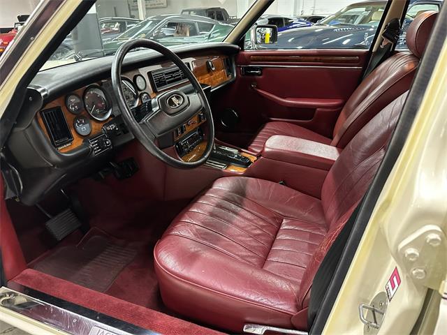 1987 Jaguar XJ (CC-2103298) for sale in Huntington Station, New York