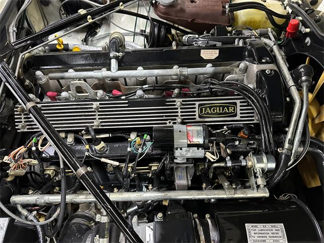 1987 Jaguar XJ (CC-2103298) for sale in Huntington Station, New York