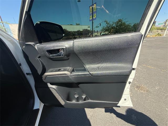 2017 Toyota Tacoma (CC-2103316) for sale in El Cajon, California