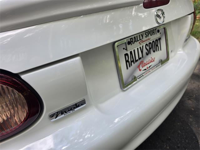 2002 Mazda MX-5 Miata (CC-2103364) for sale in Canton, Ohio