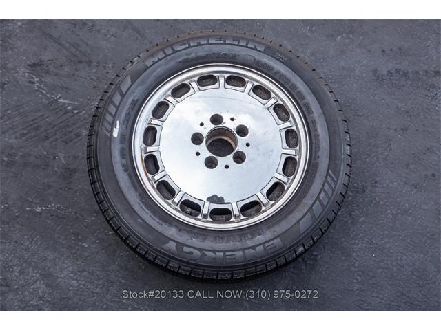 1989 Mercedes-Benz 560SEL (CC-2103382) for sale in Beverly Hills, California
