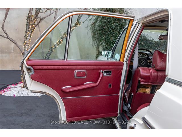 1972 Mercedes-Benz 280SE (CC-2103384) for sale in Beverly Hills, California
