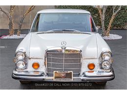 1972 Mercedes-Benz 280SE (CC-2103384) for sale in Beverly Hills, California