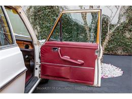 1972 Mercedes-Benz 280SE (CC-2103384) for sale in Beverly Hills, California