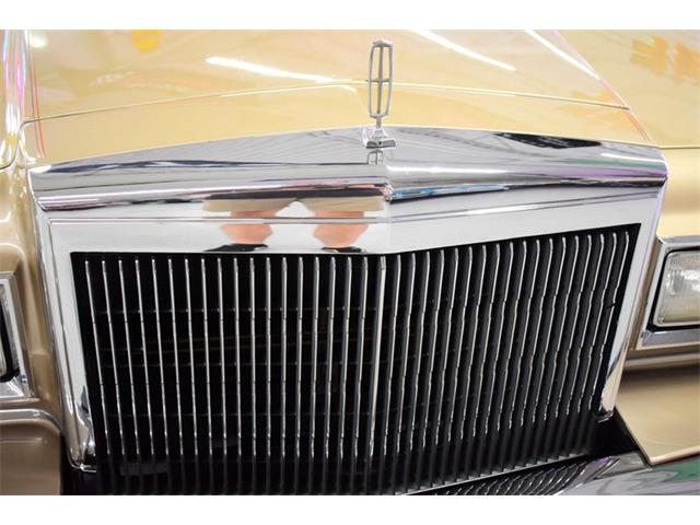 1988 Lincoln Town Car (CC-2100035) for sale in Wayne, Michigan