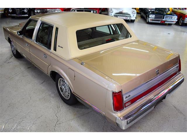 1988 Lincoln Town Car (CC-2100035) for sale in Wayne, Michigan