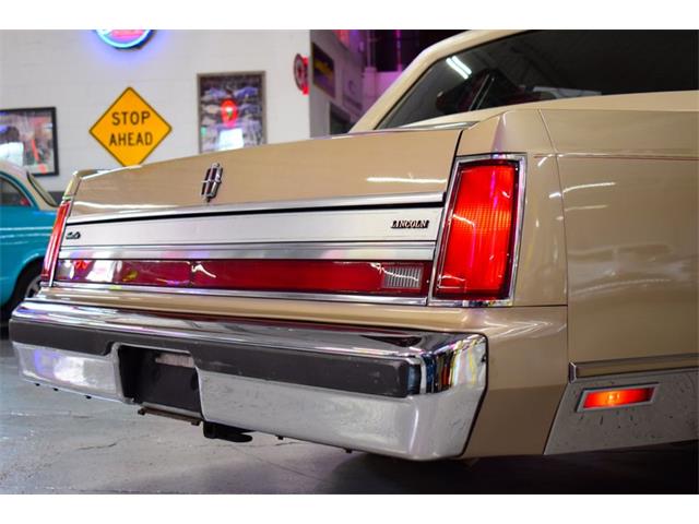 1988 Lincoln Town Car (CC-2100035) for sale in Wayne, Michigan