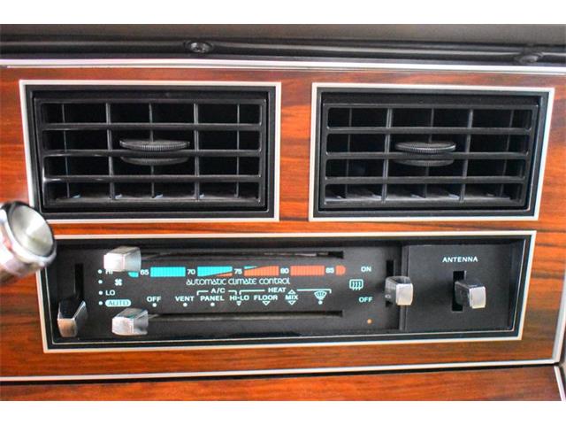 1988 Lincoln Town Car (CC-2100035) for sale in Wayne, Michigan