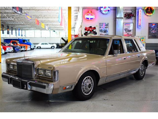 1988 Lincoln Town Car (CC-2100035) for sale in Wayne, Michigan
