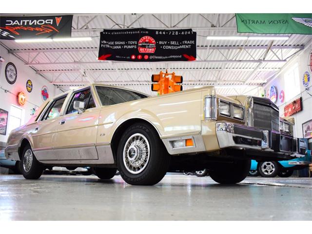 1988 Lincoln Town Car (CC-2100035) for sale in Wayne, Michigan