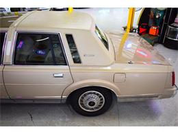 1988 Lincoln Town Car (CC-2100035) for sale in Wayne, Michigan
