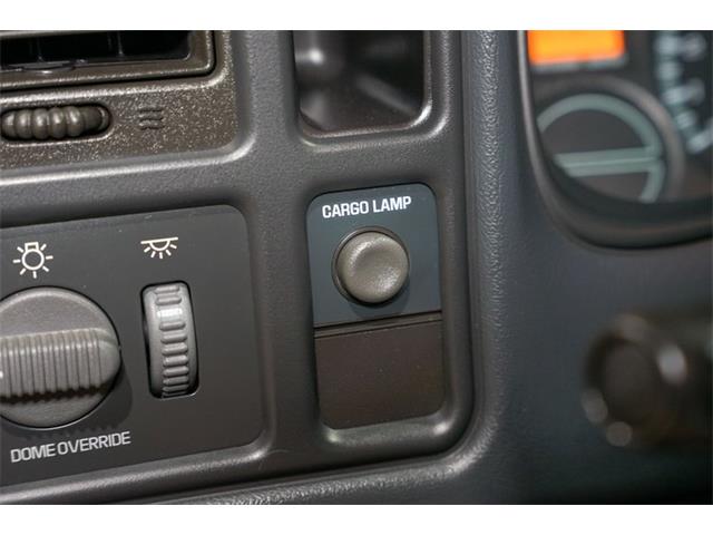 2001 Chevrolet Silverado (CC-2103515) for sale in Kentwood, Michigan
