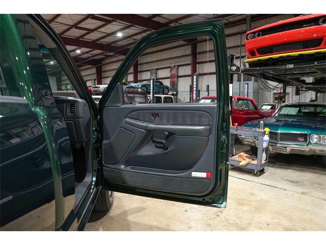 2001 Chevrolet Silverado (CC-2103515) for sale in Kentwood, Michigan