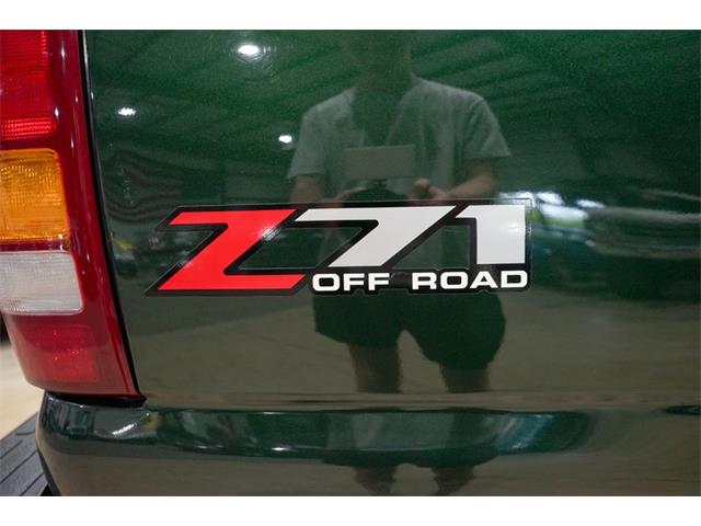 2001 Chevrolet Silverado (CC-2103515) for sale in Kentwood, Michigan