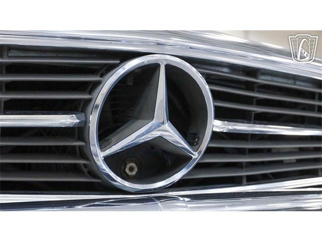 1983 Mercedes-Benz 380 (CC-2103522) for sale in New Braundfels, Texas