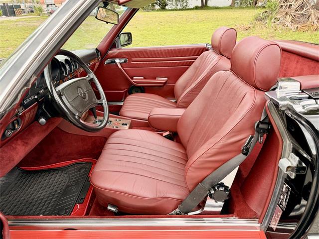 1986 Mercedes-Benz 560 (CC-2103659) for sale in Pompano Beach, Florida