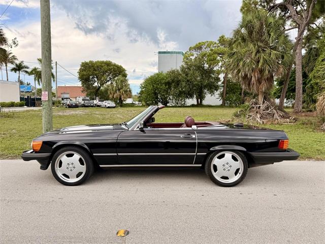 1986 Mercedes-Benz 560 (CC-2103659) for sale in Pompano Beach, Florida
