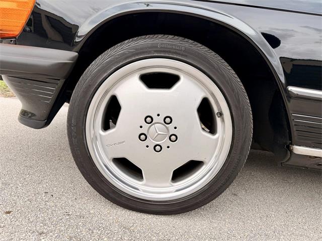 1986 Mercedes-Benz 560 (CC-2103659) for sale in Pompano Beach, Florida