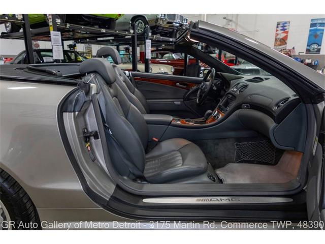2005 Mercedes-Benz SL-Class (CC-2103728) for sale in Kentwood, Michigan