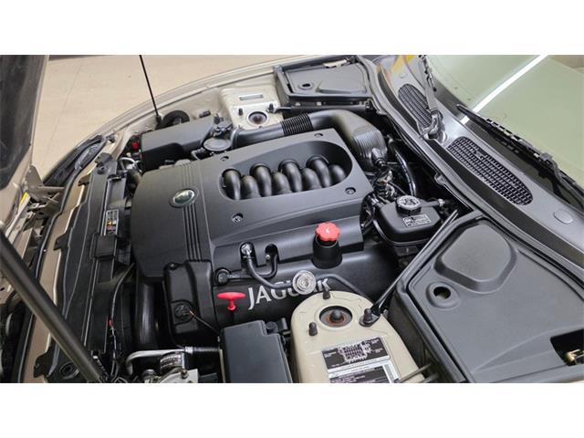 2003 Jaguar XK8 (CC-2103772) for sale in Mankato, Minnesota