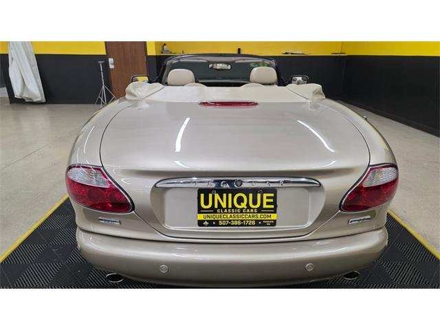 2003 Jaguar XK8 (CC-2103772) for sale in Mankato, Minnesota