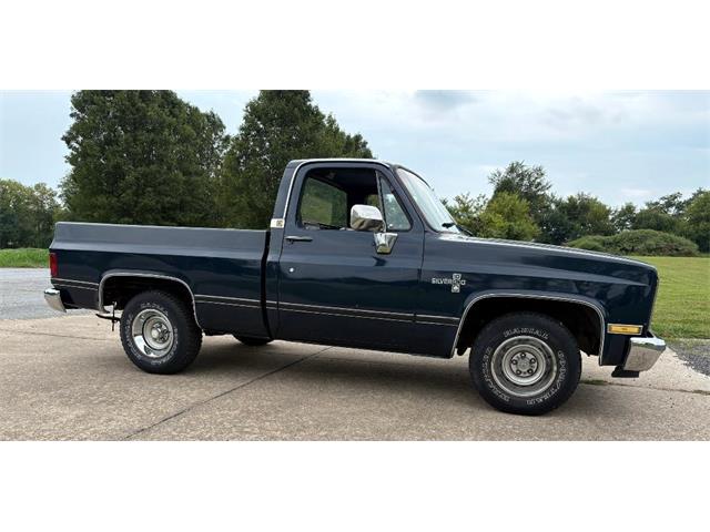 1984 Chevrolet Silverado (CC-2103964) for sale in Harpers Ferry, West Virginia