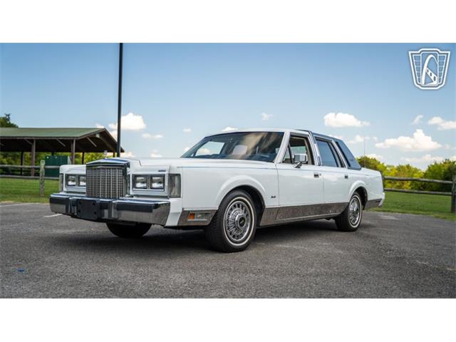 1985 Lincoln Town Car (CC-2104112) for sale in Smyrna, Tennessee