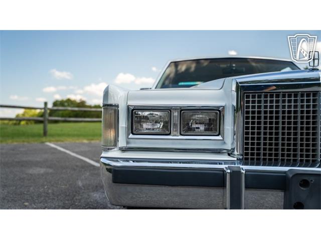 1985 Lincoln Town Car (CC-2104112) for sale in Smyrna, Tennessee