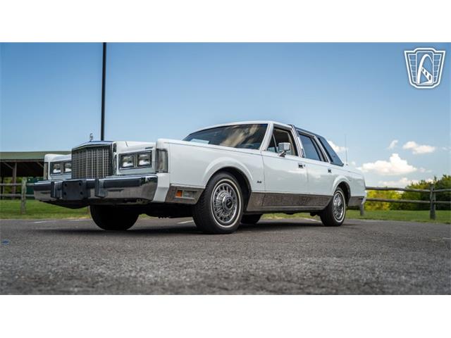 1985 Lincoln Town Car (CC-2104112) for sale in Smyrna, Tennessee