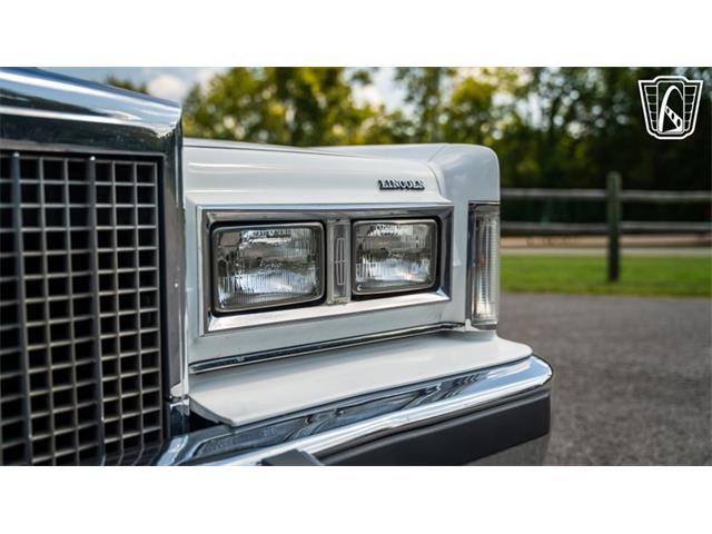 1985 Lincoln Town Car (CC-2104112) for sale in Smyrna, Tennessee