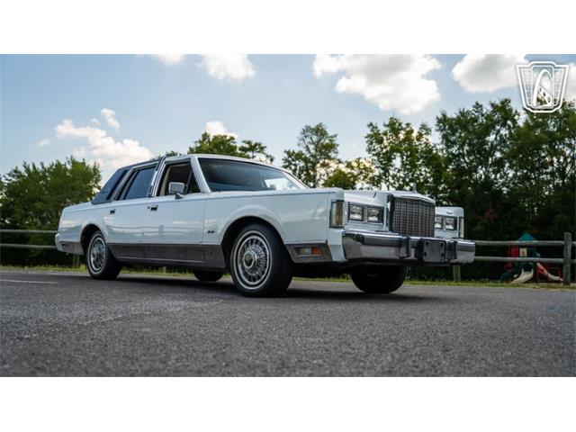 1985 Lincoln Town Car (CC-2104112) for sale in Smyrna, Tennessee