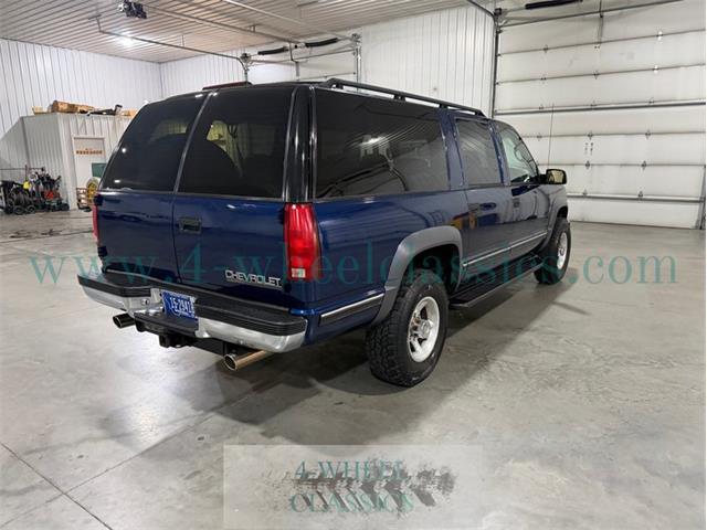1999 Chevrolet Suburban (CC-2104336) for sale in Holland , Michigan
