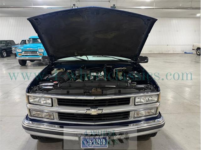 1999 Chevrolet Suburban (CC-2104336) for sale in Holland , Michigan