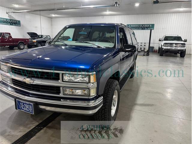 1999 Chevrolet Suburban (CC-2104336) for sale in Holland , Michigan
