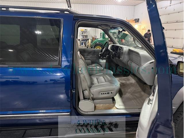1999 Chevrolet Suburban (CC-2104336) for sale in Holland , Michigan